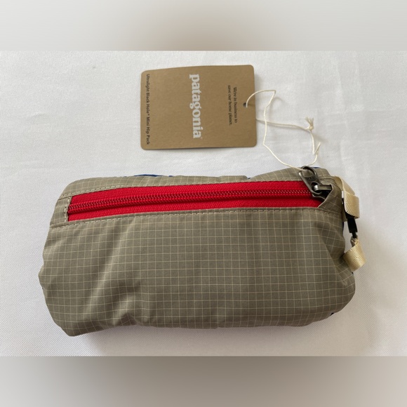 Patagonia Ultralight Black Hole Mini Hip Pack Belt 1L Patchwork Belay Blue - Picture 10 of 10